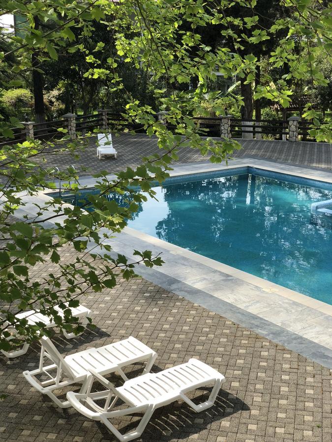 Hôtel Heliopark Gora Bagrata à Soukhoumi Extérieur photo