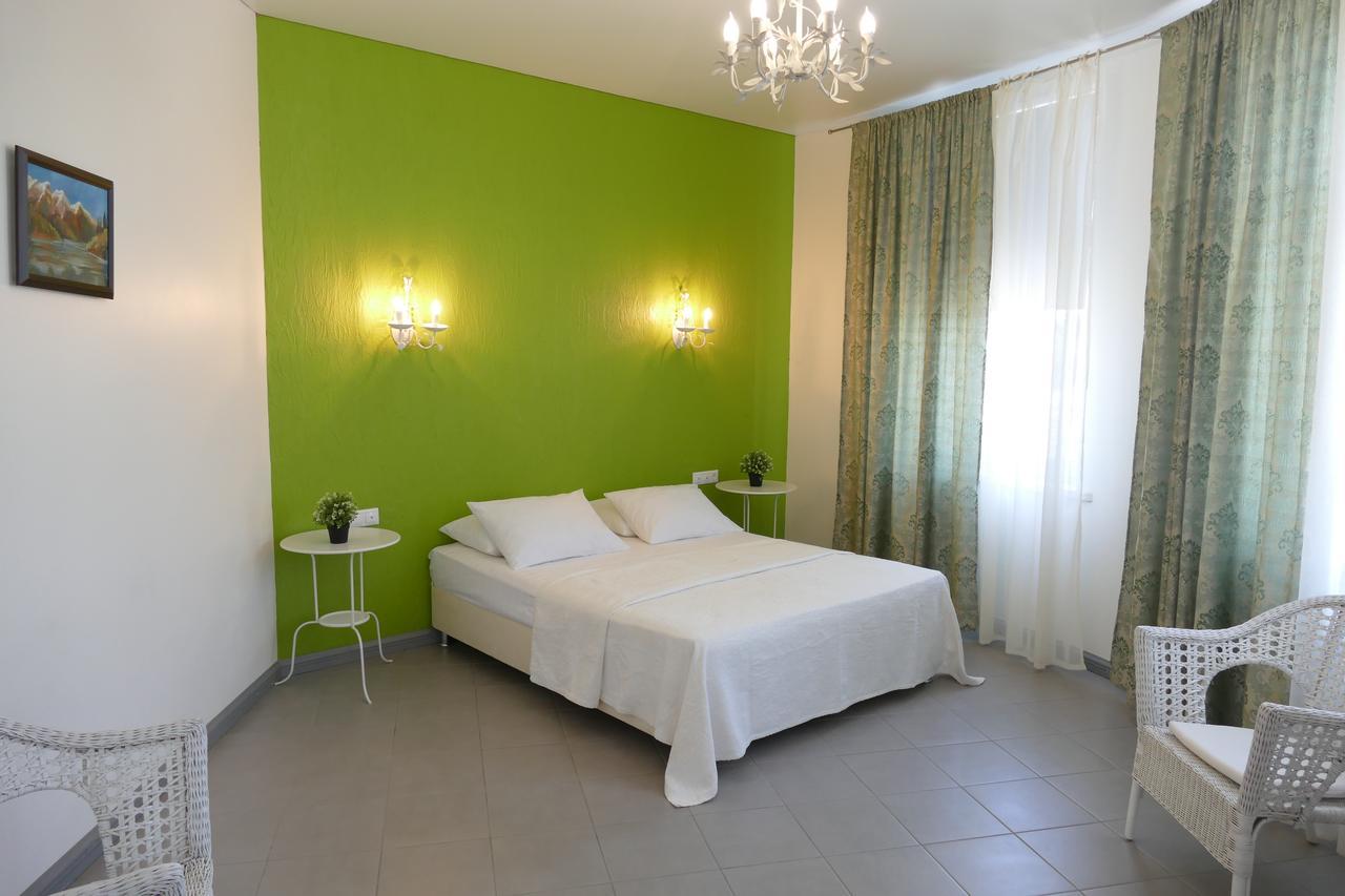Hôtel Heliopark Gora Bagrata à Soukhoumi Extérieur photo