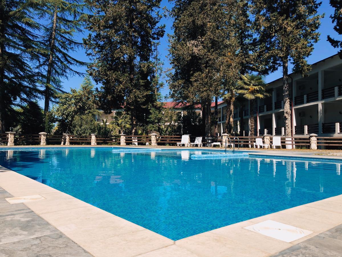 Hôtel Heliopark Gora Bagrata à Soukhoumi Extérieur photo