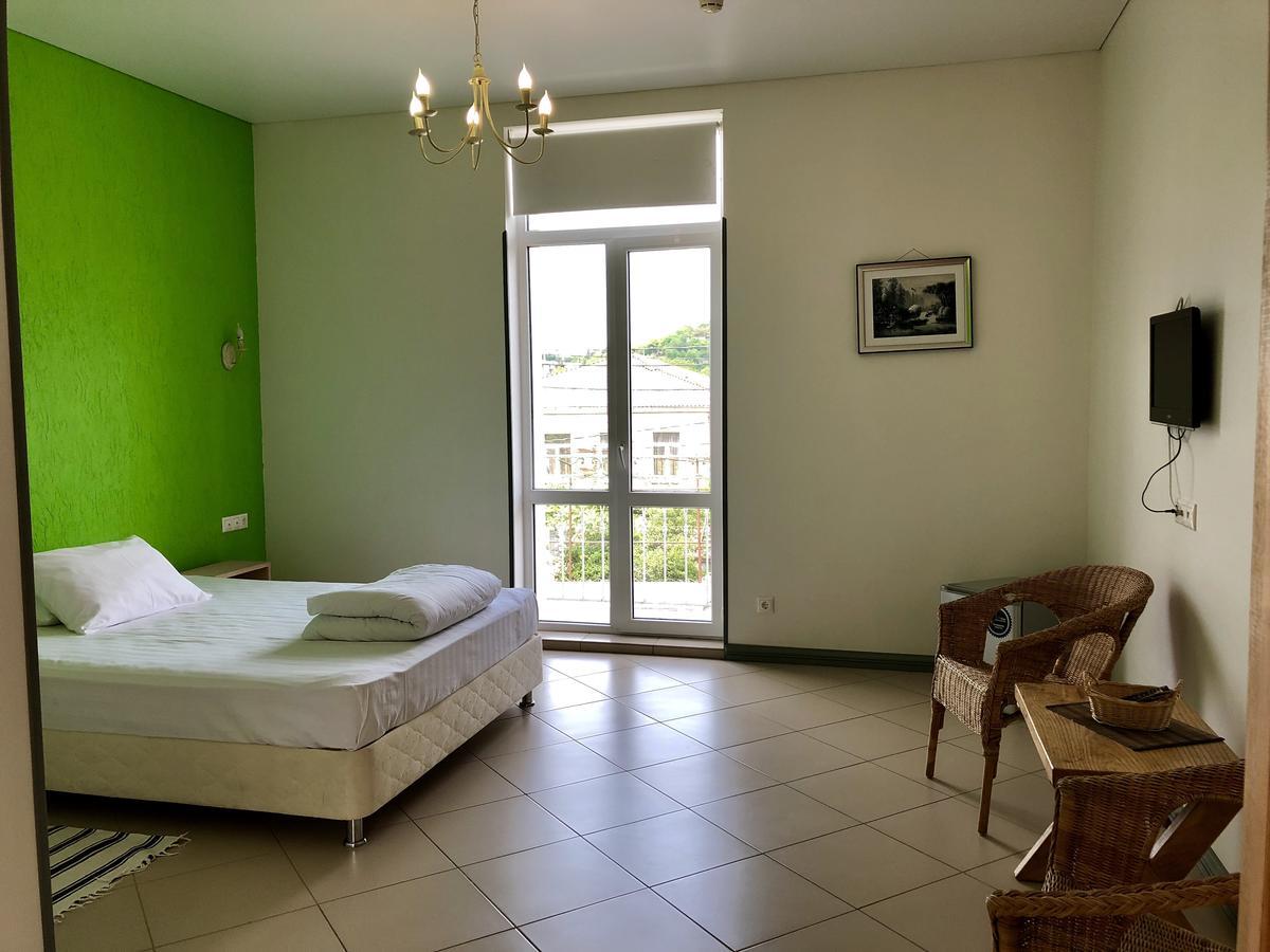 Hôtel Heliopark Gora Bagrata à Soukhoumi Extérieur photo