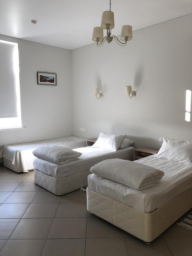 Hôtel Heliopark Gora Bagrata à Soukhoumi Extérieur photo